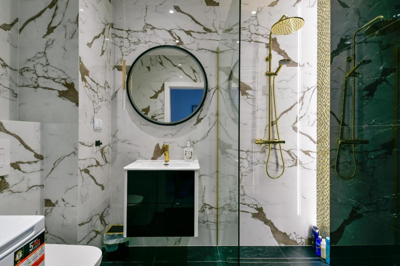 Apartament32 Golden Vip -Duze Miejsce Postojowe- 奥尔什丁 外观 照片