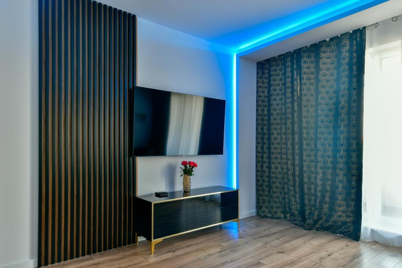 Apartament32 Golden Vip -Duze Miejsce Postojowe- 奥尔什丁 外观 照片